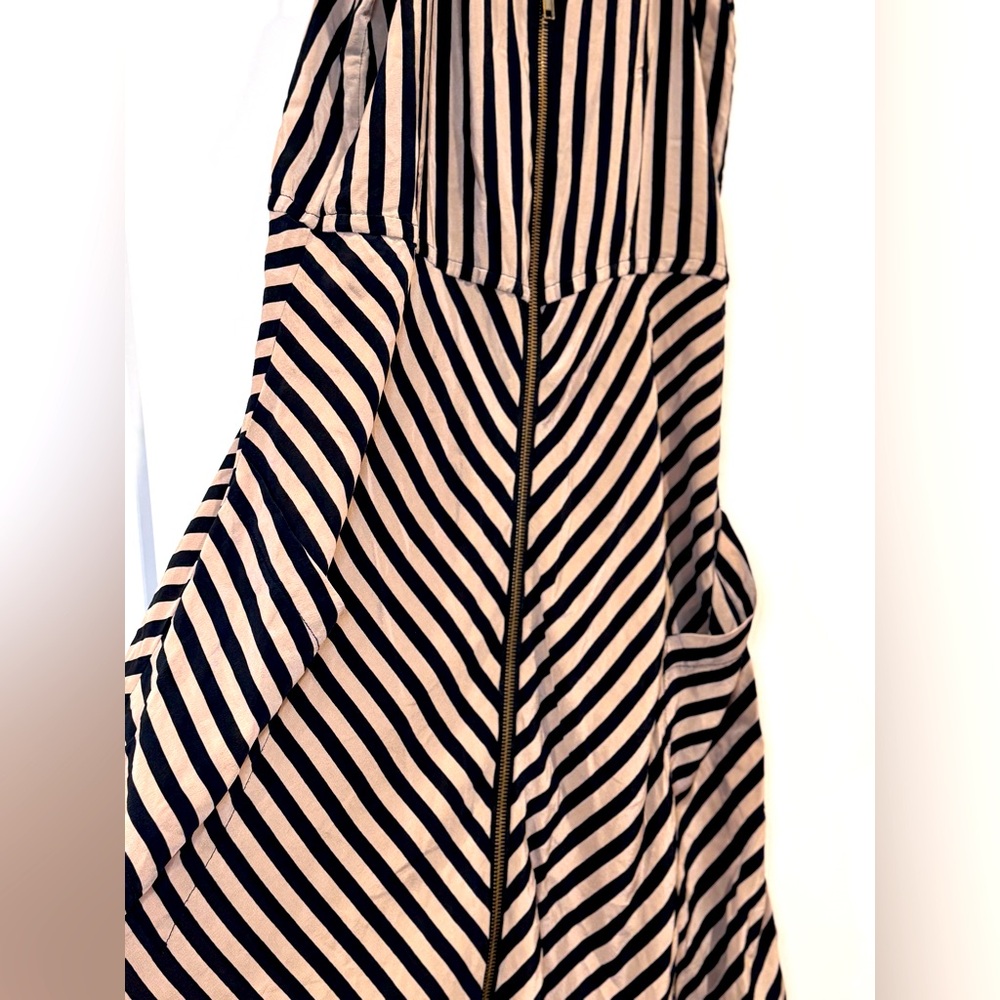 Silk BEYOND VINTAGE Spaghetti Strap Dress - Black & Nude - size Small - Picture 2 of 5